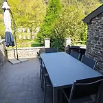 Semesterbostad Le Doux Rivage, Proche De Charleville, Jardin Et Acces A La Voie Verte