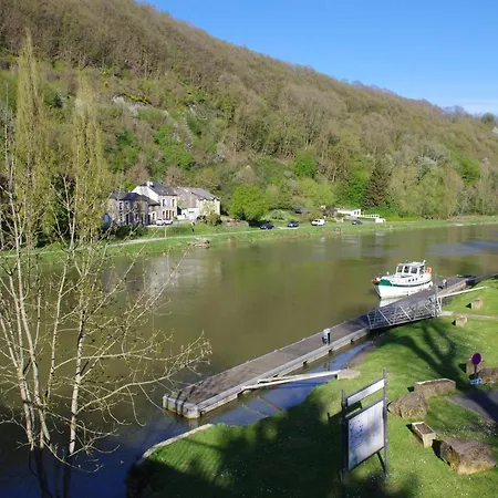 Сasa de vacaciones Le Doux Rivage, Proche De Charleville, Jardin Et Acces A La Voie Verte