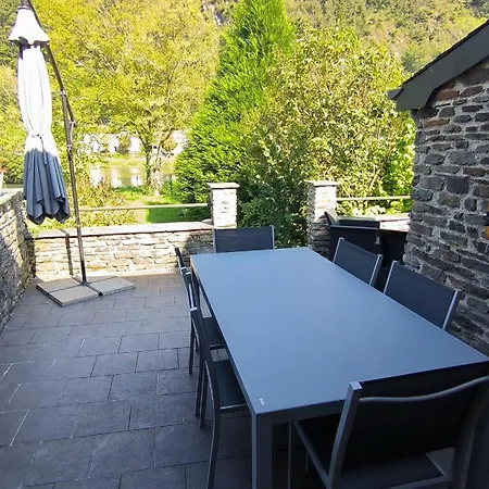 Сasa de vacaciones Le Doux Rivage, Proche De Charleville, Jardin Et Acces A La Voie Verte