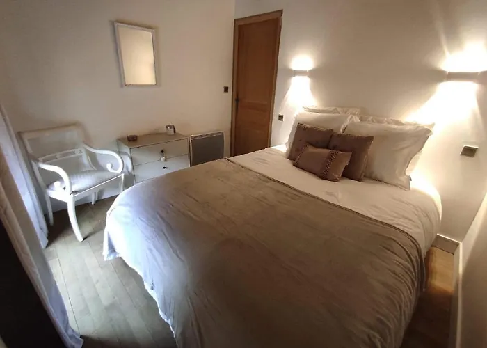 Le Doux Rivage, Proche De Charleville, Jardin Et Acces A La Voie Verte * Joigny-sur-Meuse