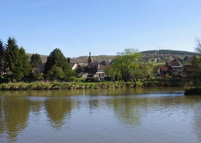 Le Doux Rivage, Proche De Charleville, Jardin Et Acces A La Voie Verte Сasa de vacaciones