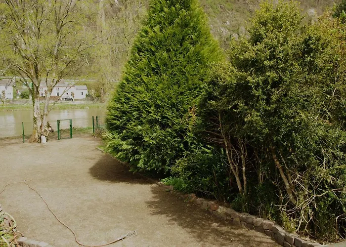 Le Doux Rivage, Proche De Charleville, Jardin Et Acces A La Voie Verte *