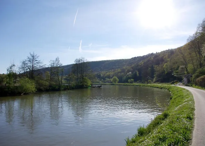 Le Doux Rivage, Proche De Charleville, Jardin Et Acces A La Voie Verte * Joigny-sur-Meuse