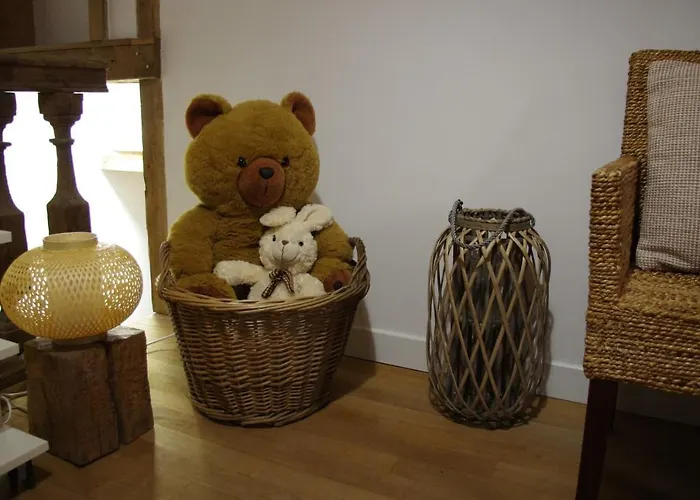 Holiday home Le Doux Rivage, Proche De Charleville, Jardin Et Acces A La Voie Verte