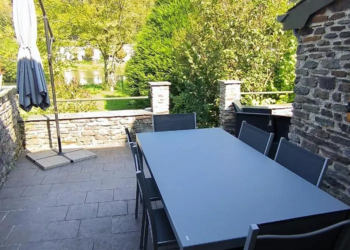 Сasa de vacaciones Le Doux Rivage, Proche De Charleville, Jardin Et Acces A La Voie Verte