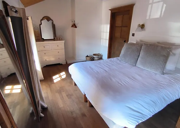 Le Doux Rivage, Proche De Charleville, Jardin Et Acces A La Voie Verte * Joigny-sur-Meuse